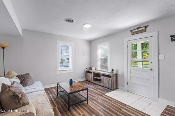 Louisville, KY 40214,5529 Cartledge Ct