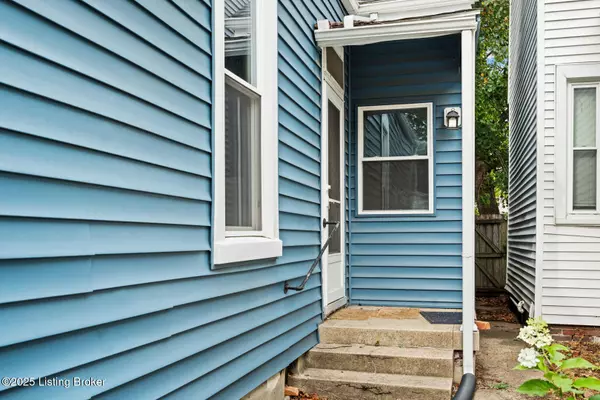 Louisville, KY 40217,823 Mulberry St