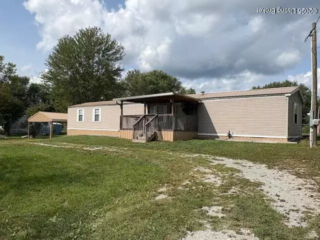 Taylorsville, KY 40071,216 Locust Dr