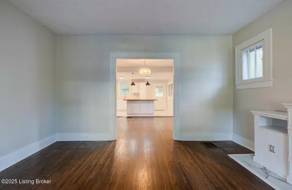 Louisville, KY 40212,117 S Shawnee TER