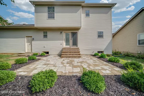 Jeffersontown, KY 40299,3912 Vantage Pl