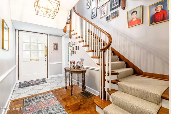 Louisville, KY 40205,2323 Woodford Pl