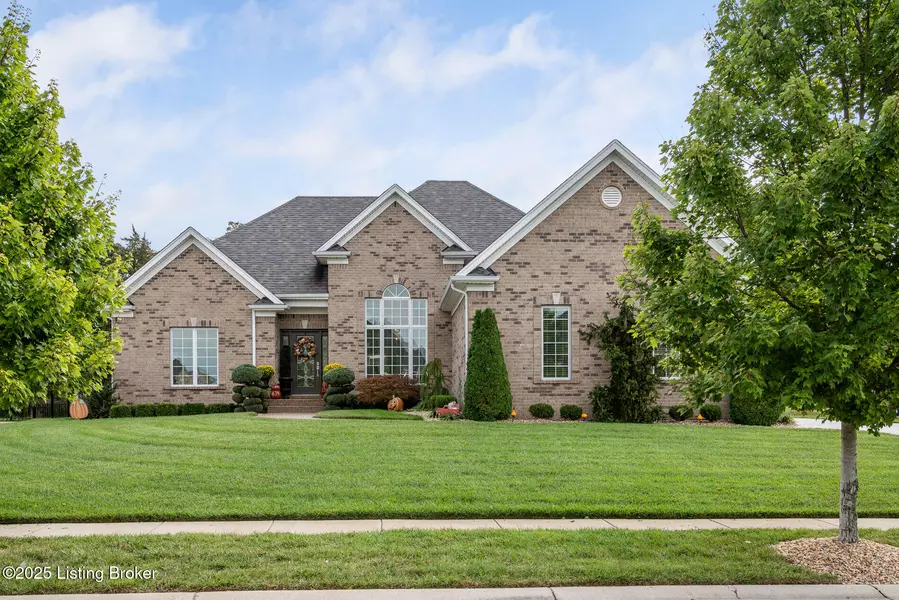 11800 Timberland Dr, Louisville, KY 40291