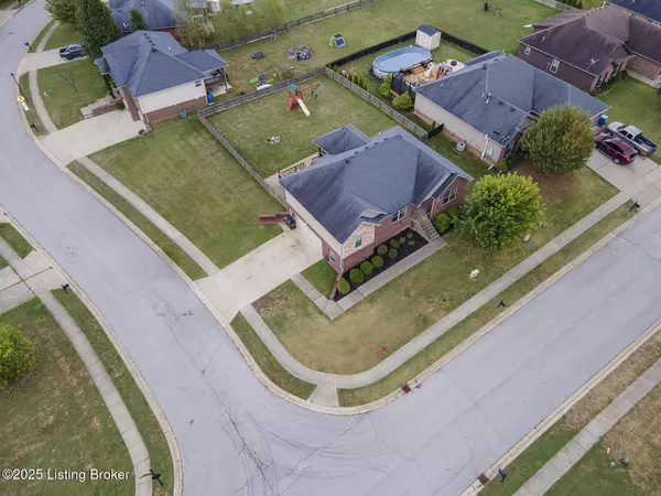 Shelbyville, KY 40065,407 Oakview Dr