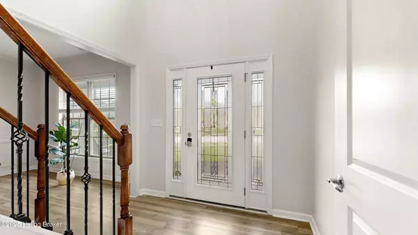 Louisville, KY 40245,16922 Ascender PASS