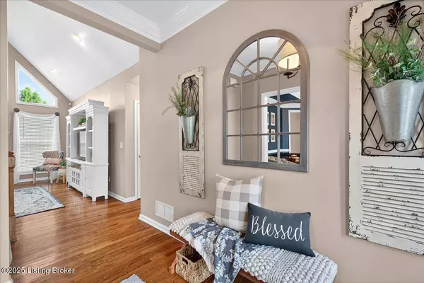 Louisville, KY 40291,10709 Colonel Hancock Dr