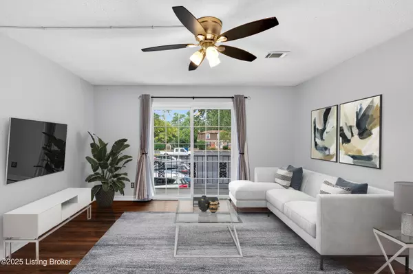 Louisville, KY 40218,202 Flanders Ct #2