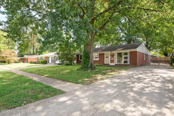 Louisville, KY 40218,3504 Terrier Ln