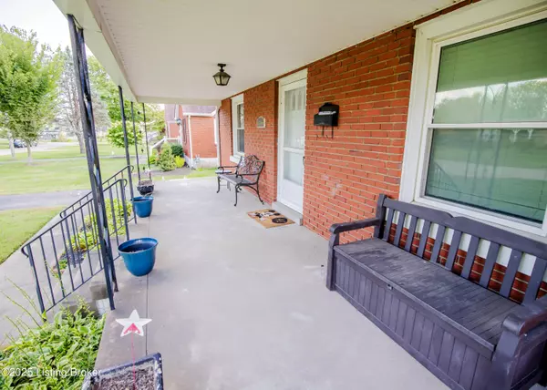 Louisville, KY 40213,4306 Hannah Ave