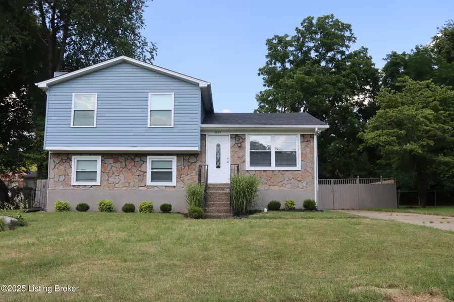 3805 Stigwood Ct, Louisville, KY 40218