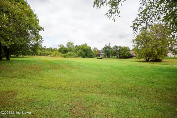 Louisville, KY 40291,10305 Glenmary Farm Dr