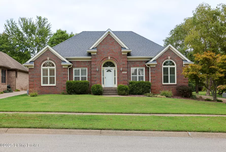 10305 Glenmary Farm Dr, Louisville, KY 40291