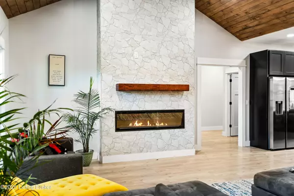 La Grange, KY 40031,2191 W US HWY 42