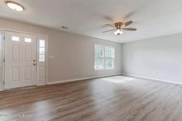 Louisville, KY 40258,6807 McKeever Ln