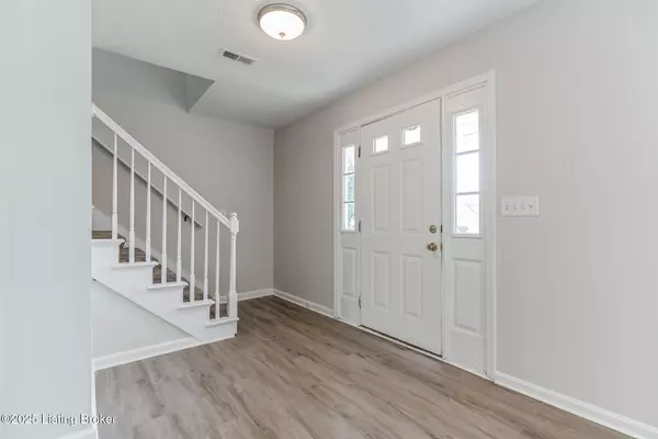 Louisville, KY 40258,6807 McKeever Ln