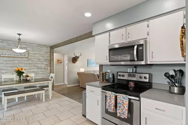 Mt Washington, KY 40047,123 Louis Ln