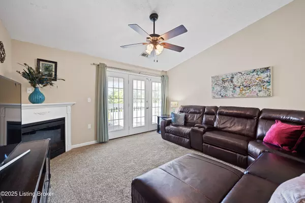 Crestwood, KY 40014,6401 Shelton Cir #309