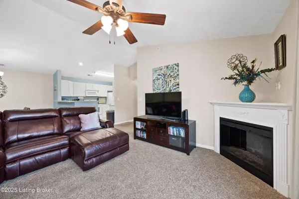 Crestwood, KY 40014,6401 Shelton Cir #309