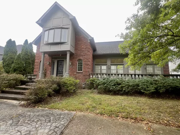 1104 Glenlake WAY, Louisville, KY 40245