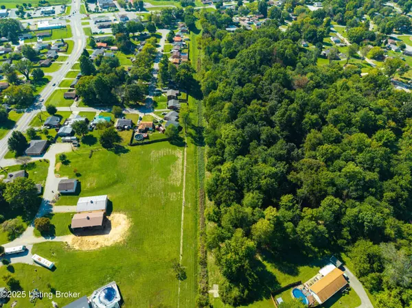 Louisville, KY 40258,7393 Maurer Ln