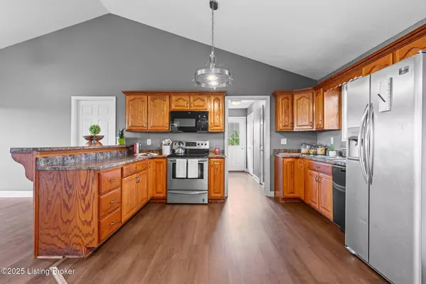 Leitchfield, KY 42754,238 Beaver Dam Creek Rd