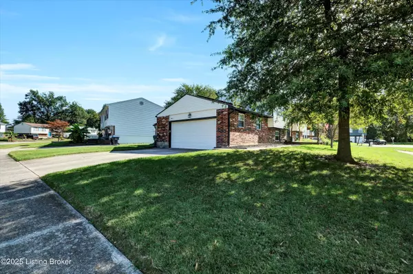 Louisville, KY 40291,8601 Gamekeeper Ct