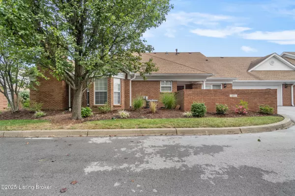 Louisville, KY 40223,411 Eastgate Village Wynde