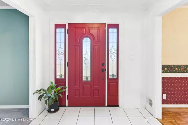 Douglass Hills, KY 40243,10914 Falkirk Rd