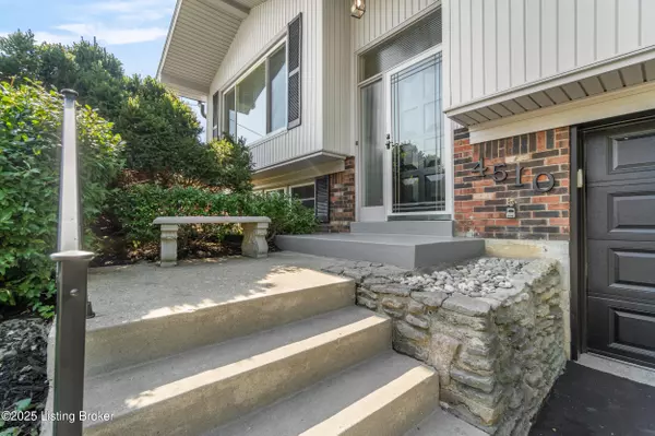 Louisville, KY 40272,4510 Freda WAY