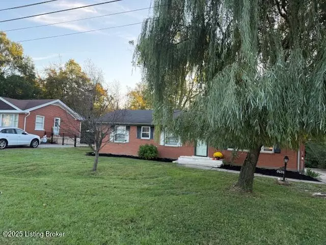 3131 Marlin Rd, Houston Acres, KY 40220