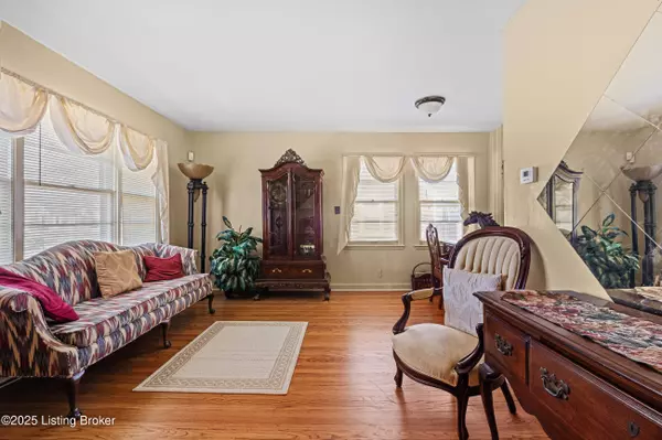 Louisville, KY 40220,2931 Yorkshire Blvd