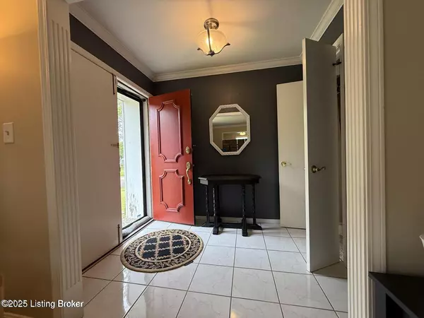 Douglass Hills, KY 40243,805 Kinross Pl