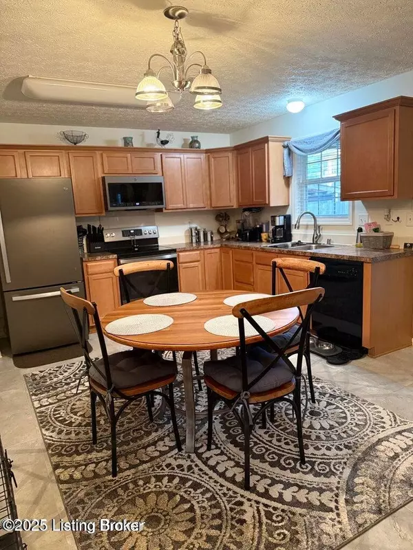 Louisville, KY 40291,8812 Eli Dr
