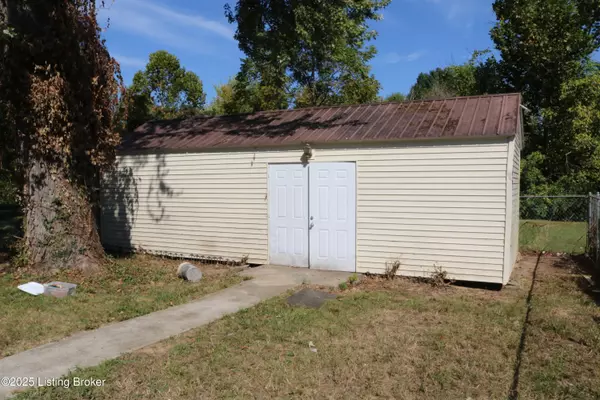 Louisville, KY 40219,4907 Glenna WAY