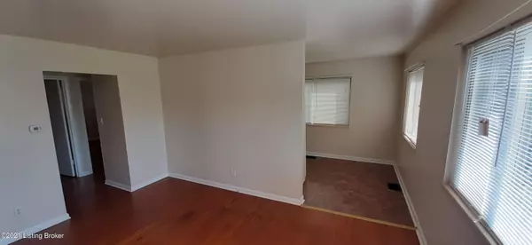 Clarksville, IN 47129,408 N Clark Blvd #1