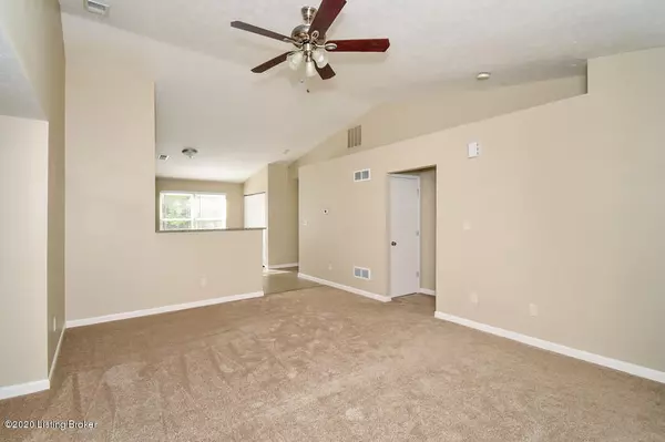 Louisville, KY 40258,6631 Hunters Creek Blvd