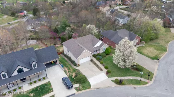 Louisville, KY 40272,4420 Stone Wynde Dr