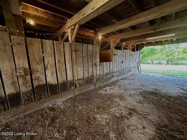 Hodgenville, KY 42748,4690 Sonora Rd