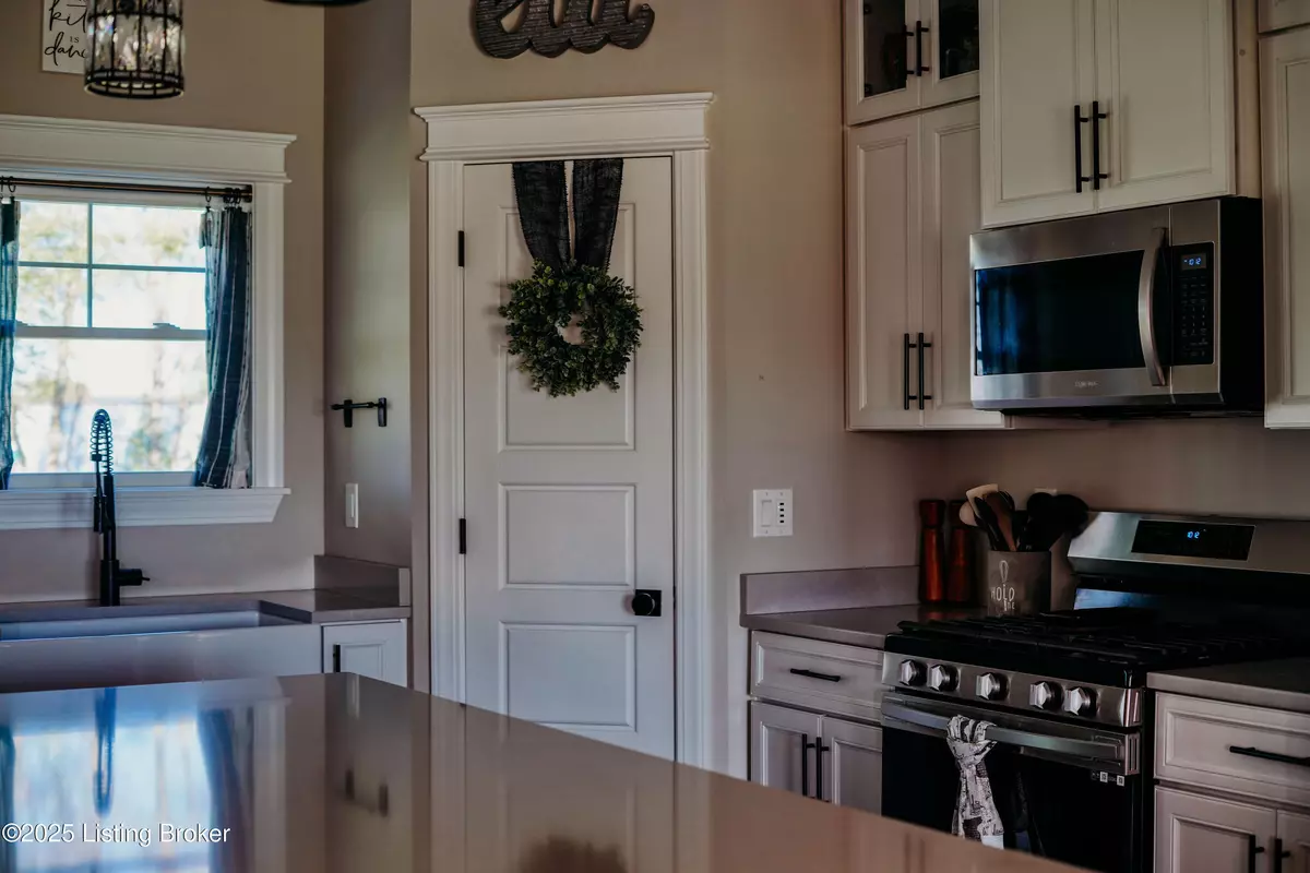 Shepherdsville, KY 40165,123 Gavin Dr