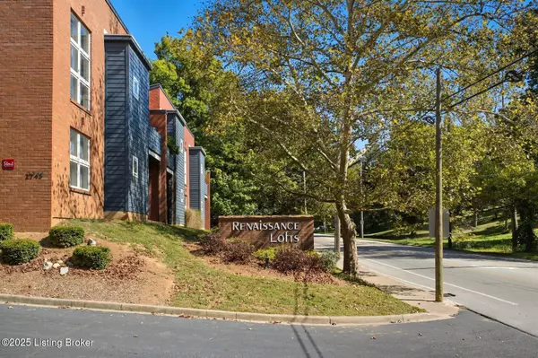 2745 Grinstead Dr #106, Louisville, KY 40206