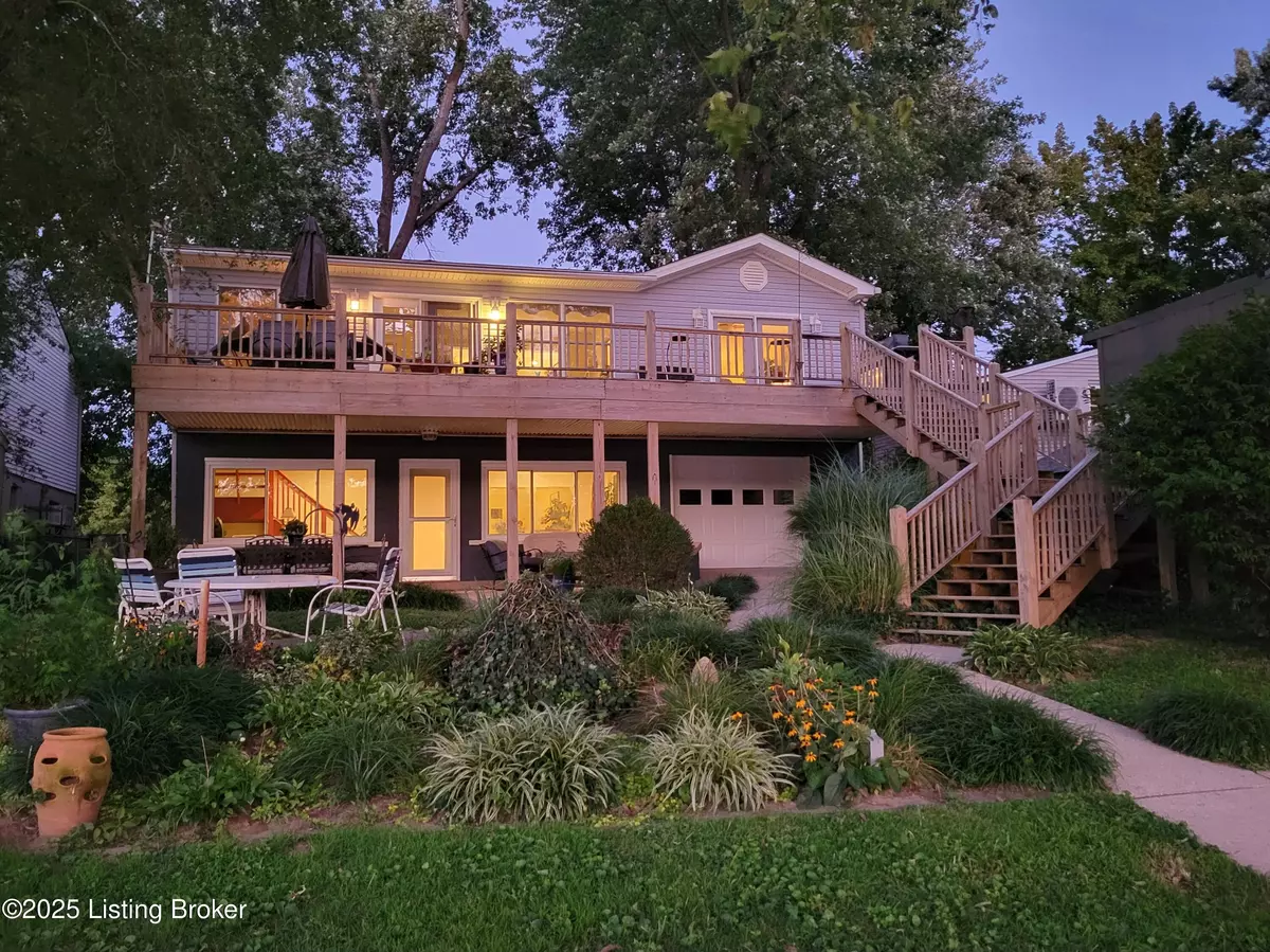 Prospect, KY 40059,1122 Riverside Dr