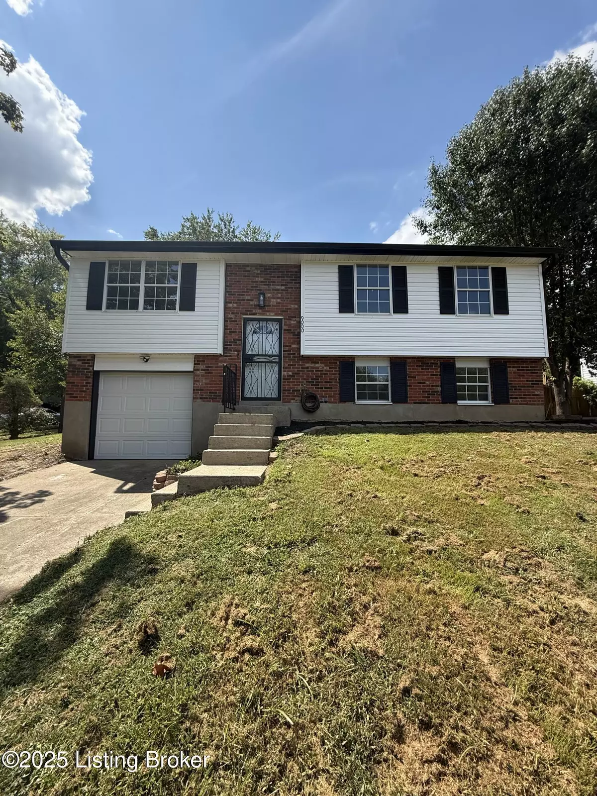 Louisville, KY 40229,9000 John Paul Ct