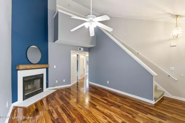 Louisville, KY 40299,4223 Willowview Blvd