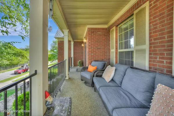 Louisville, KY 40241,10731 Copper Ridge Dr