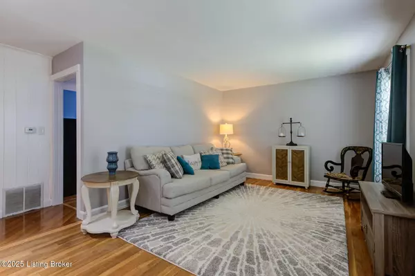 Jeffersontown, KY 40299,9508 Shanna Dr