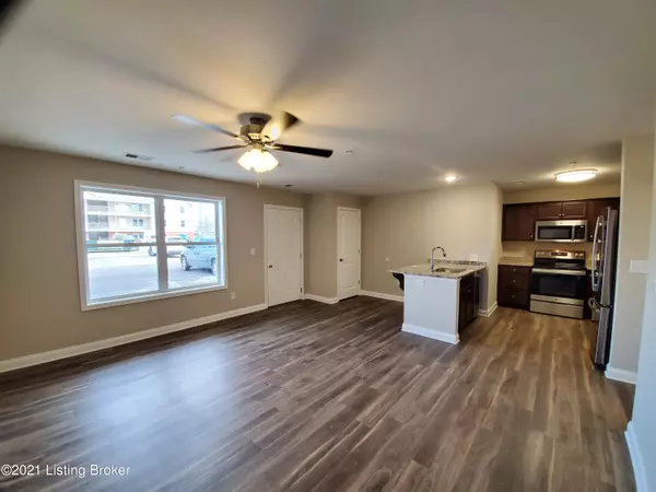 Louisville, KY 40299,3500 College Dr #101