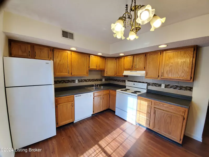 6418 Venango Dr #1, Louisville, KY 40258
