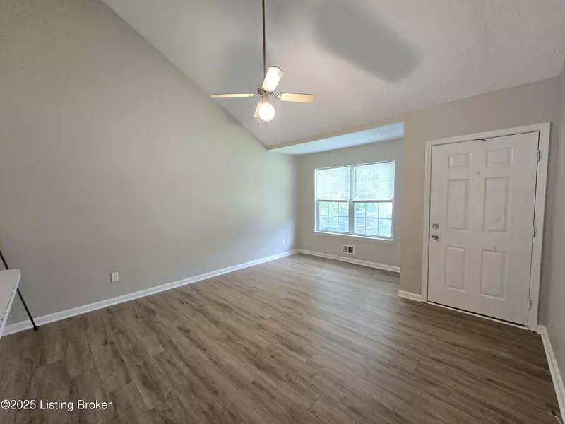 3712 Locust Ave, Louisville, KY 40299