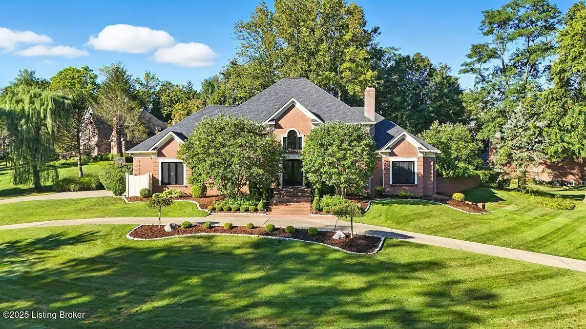 Anchorage, KY 40223,1004 Anchorage Woods Cir