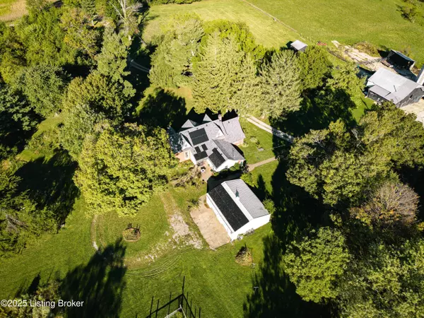 Bagdad, KY 40003,998 Grover Blaydes Rd